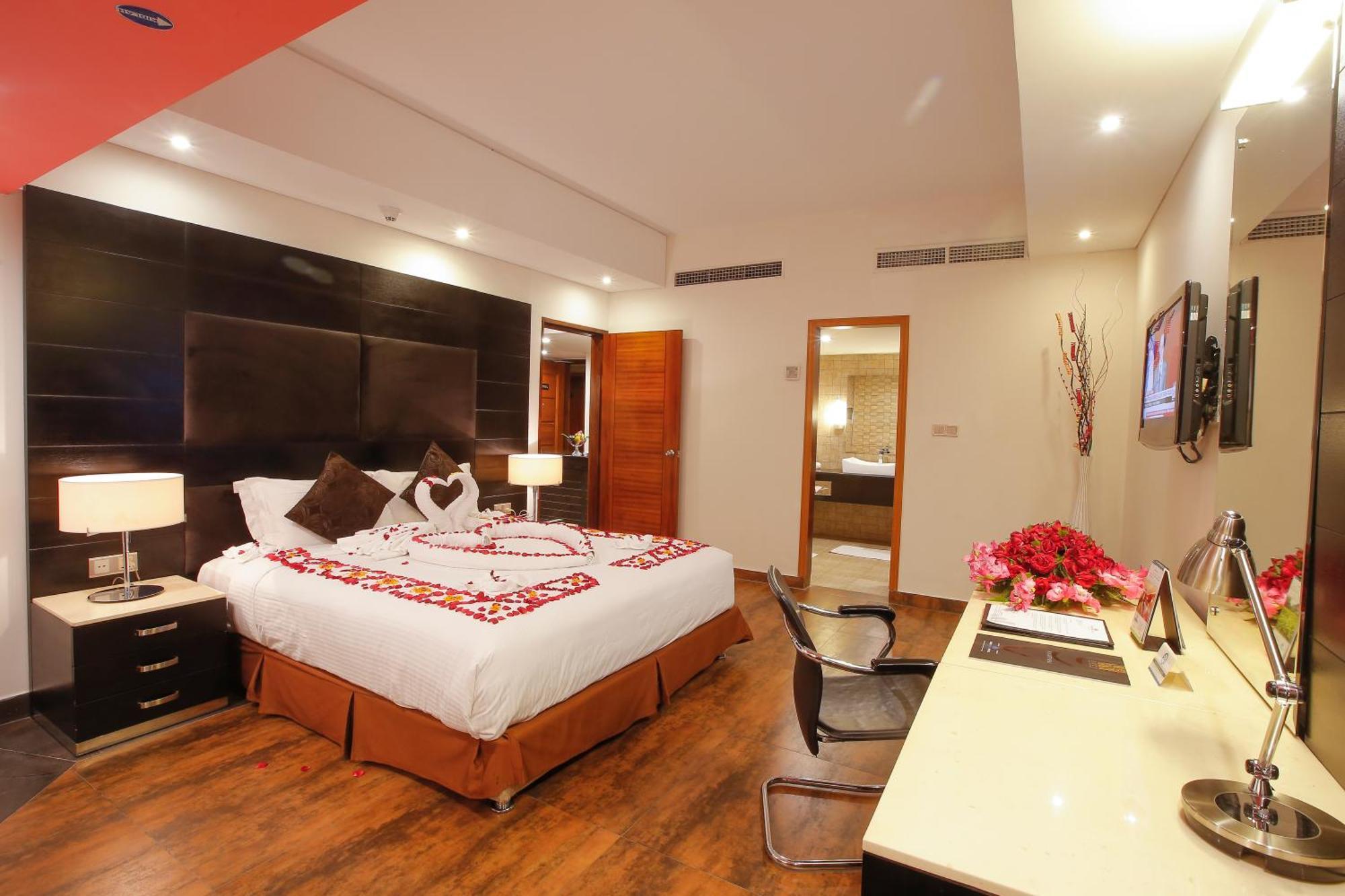Long Beach Hotel Cox's Bazar Exterior photo